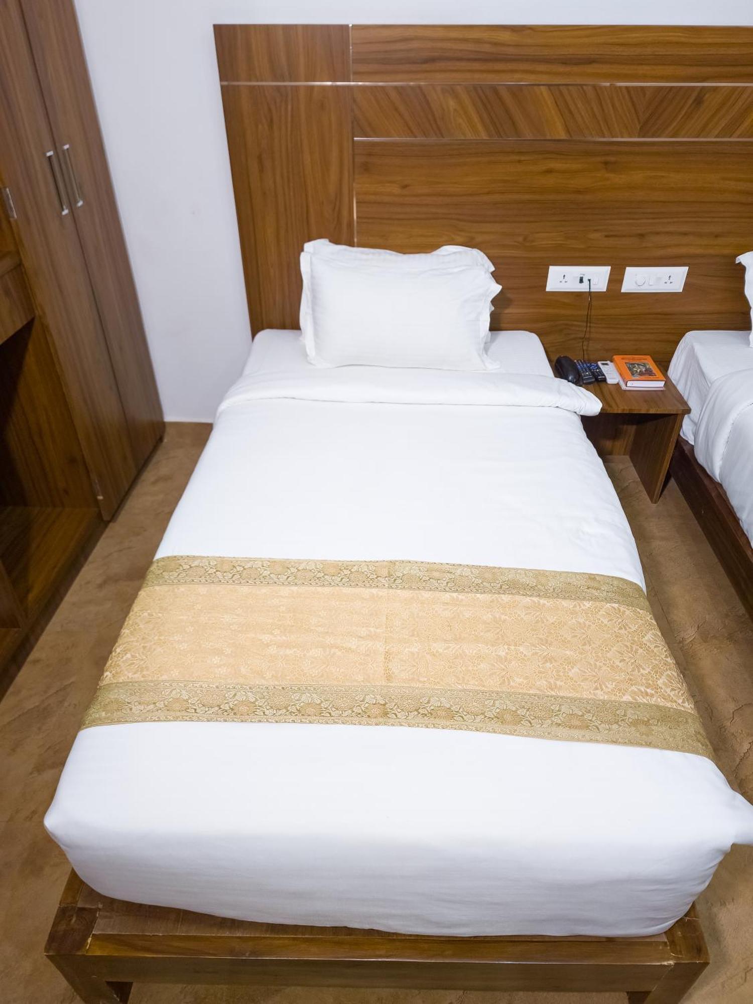 Amritara Ramila Kutir 호텔 Ayodhya 외부 사진